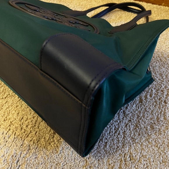 Tory Burch Green and Black Tote Bag - Picture 3 of 11